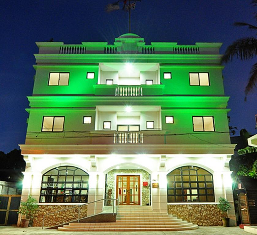 El Haciendero Private Hotel Iloilo City Bagian luar foto